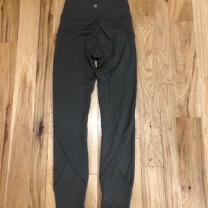 Green lululemon leggings